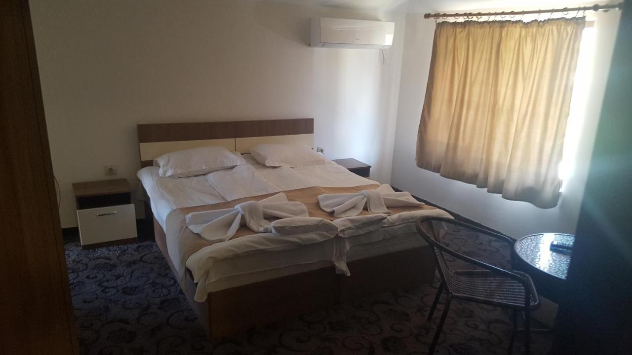 Sirakovata Kushta Hotell Sapareva Banja Eksteriør bilde