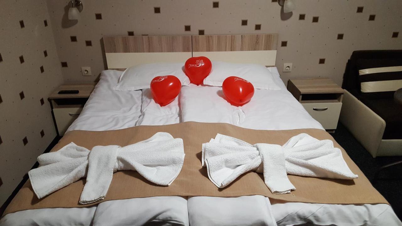 Sirakovata Kushta Hotell Sapareva Banja Eksteriør bilde